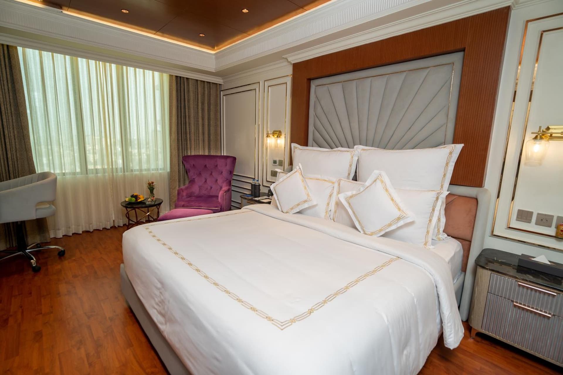 Deluxe King Room