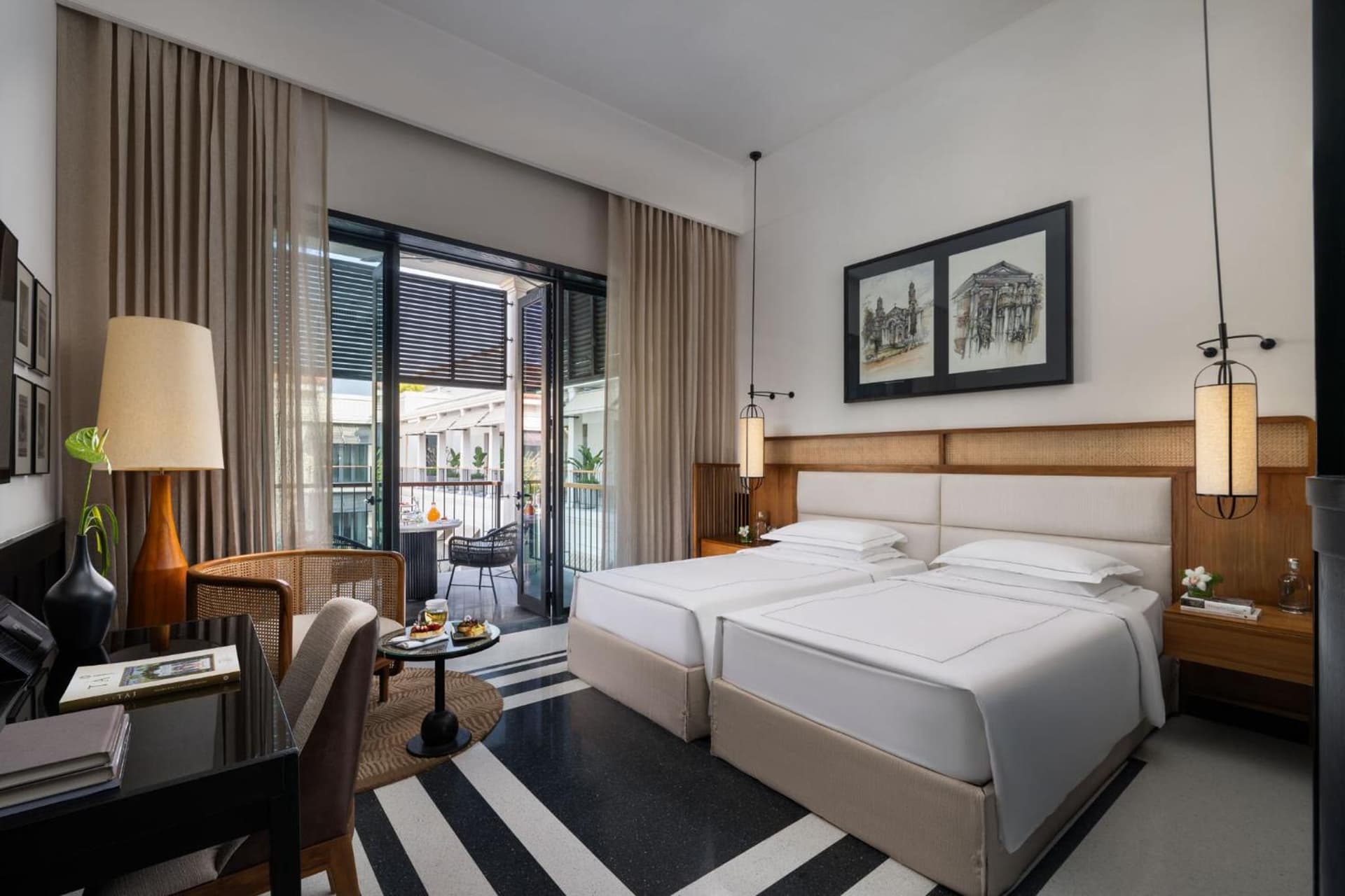 Deluxe Room Twin