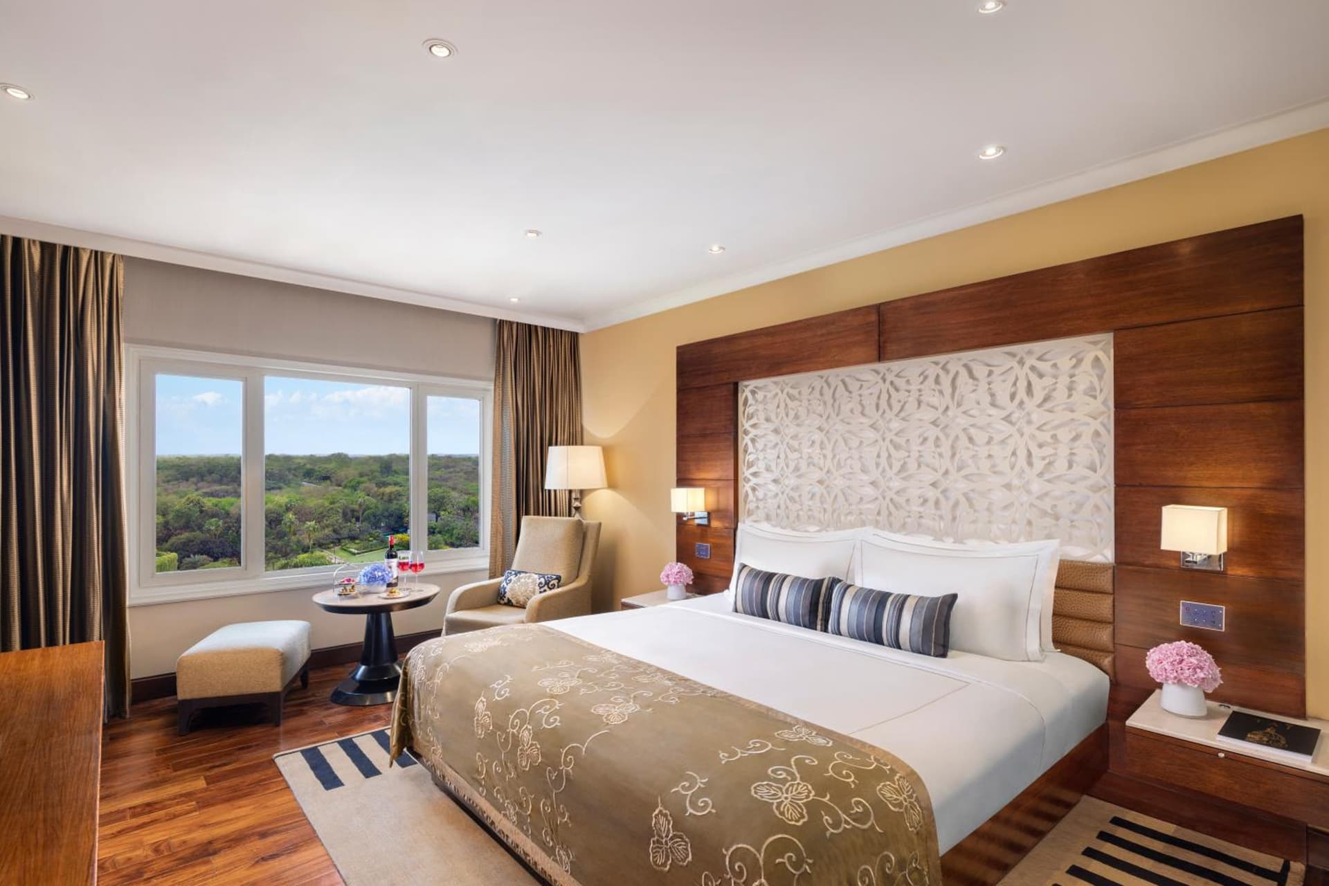 Taj Club Room King Bed Forest And Pool View