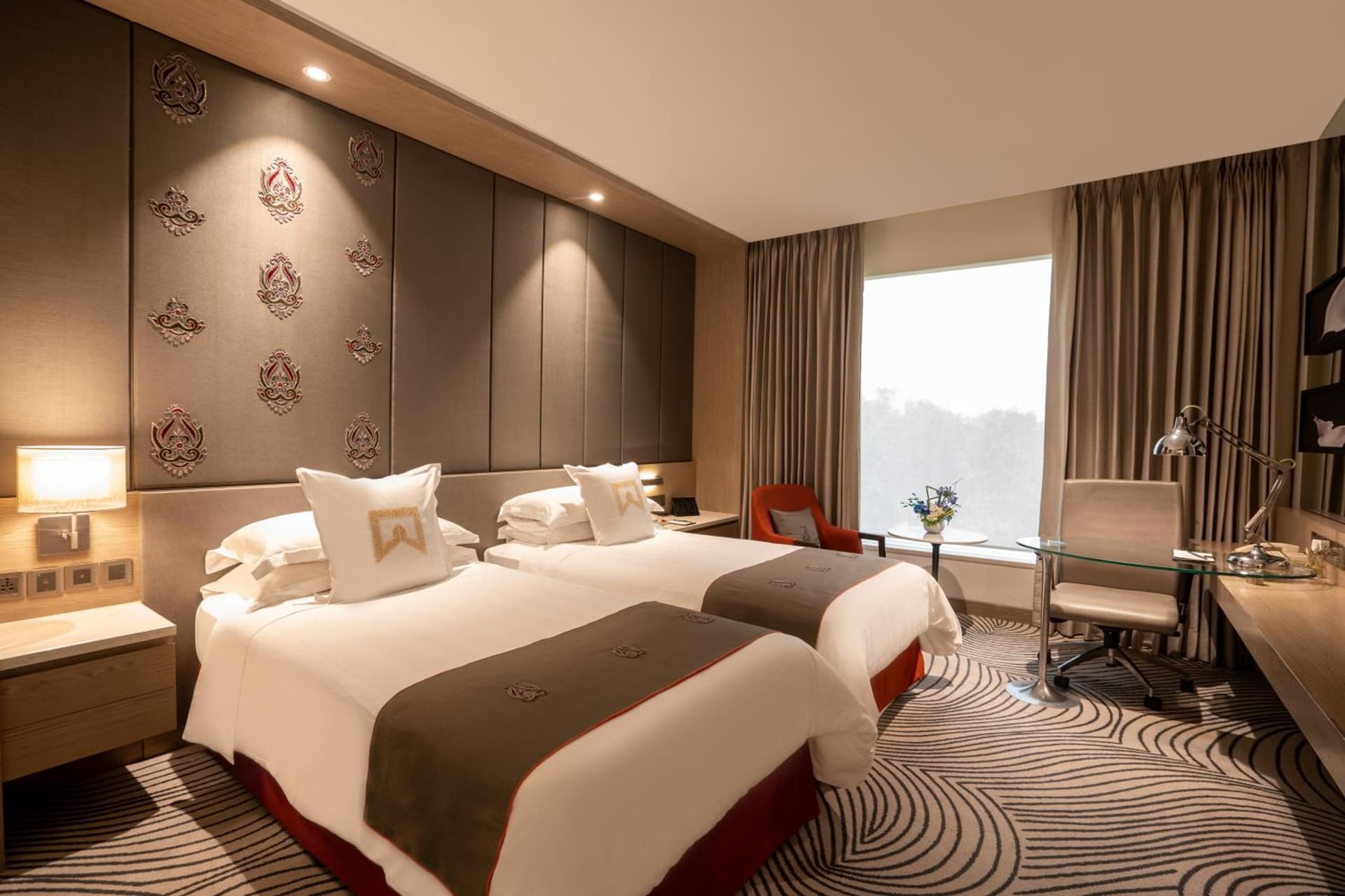 Executive Suite