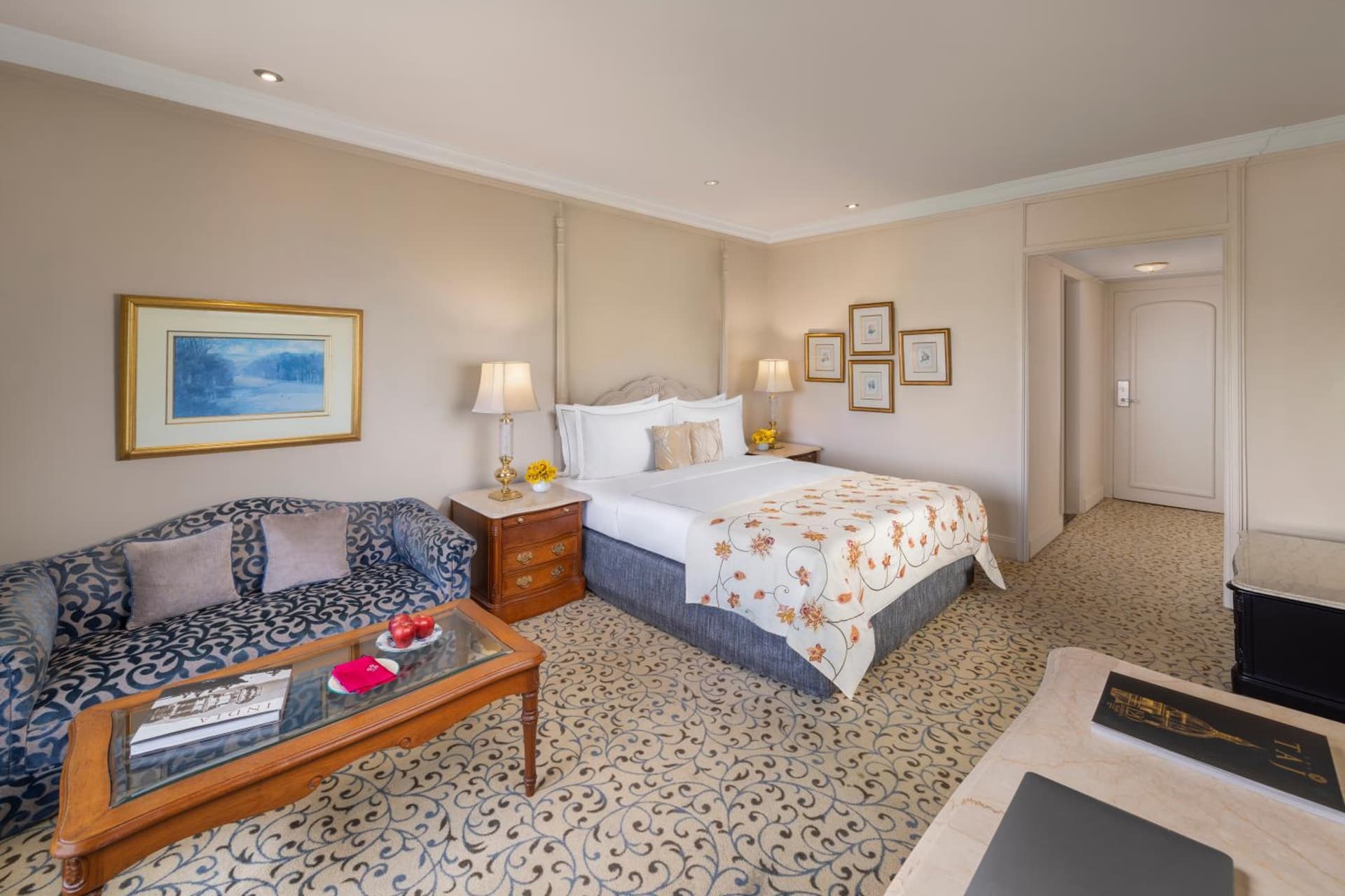 Superior Room King Bed Diplomatic Enclave View