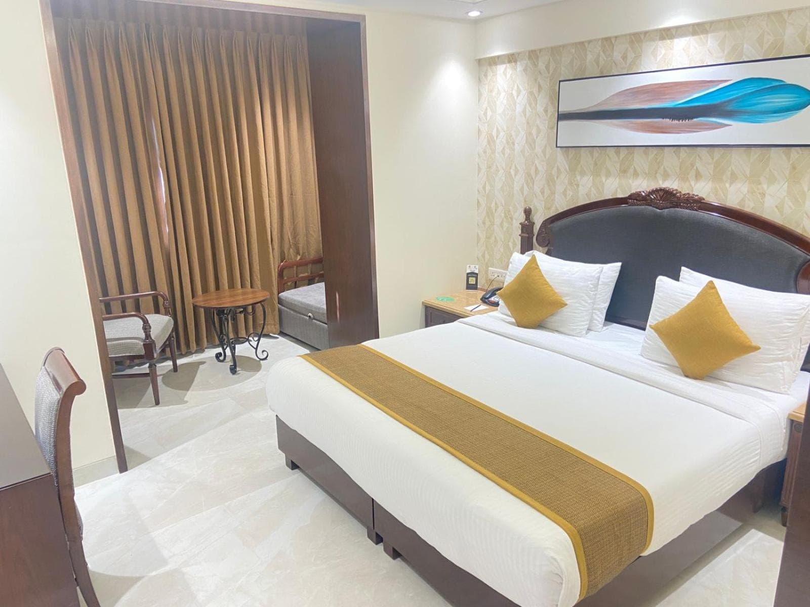 Deluxe Twin Room