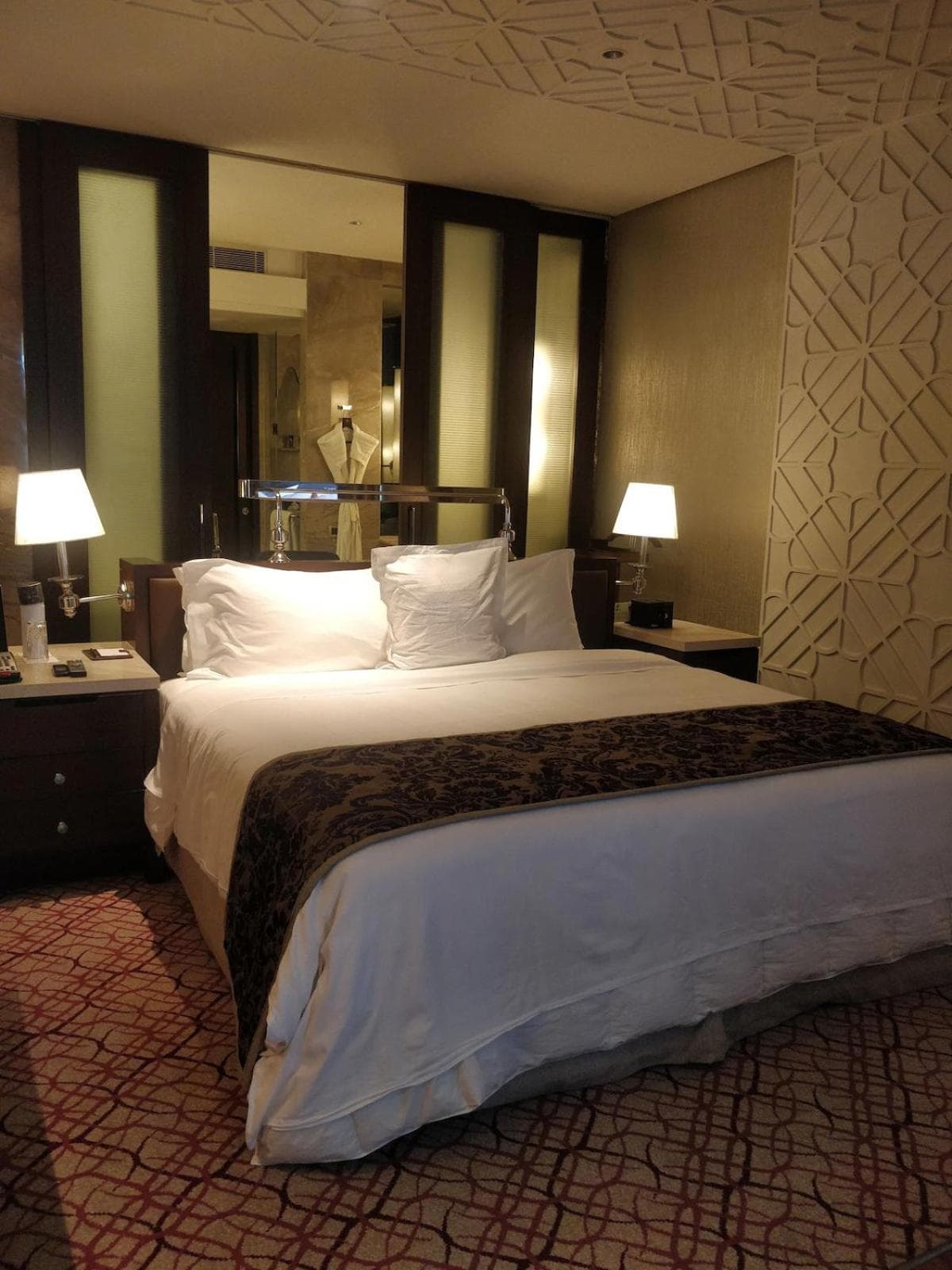 Executive Club Exclusive