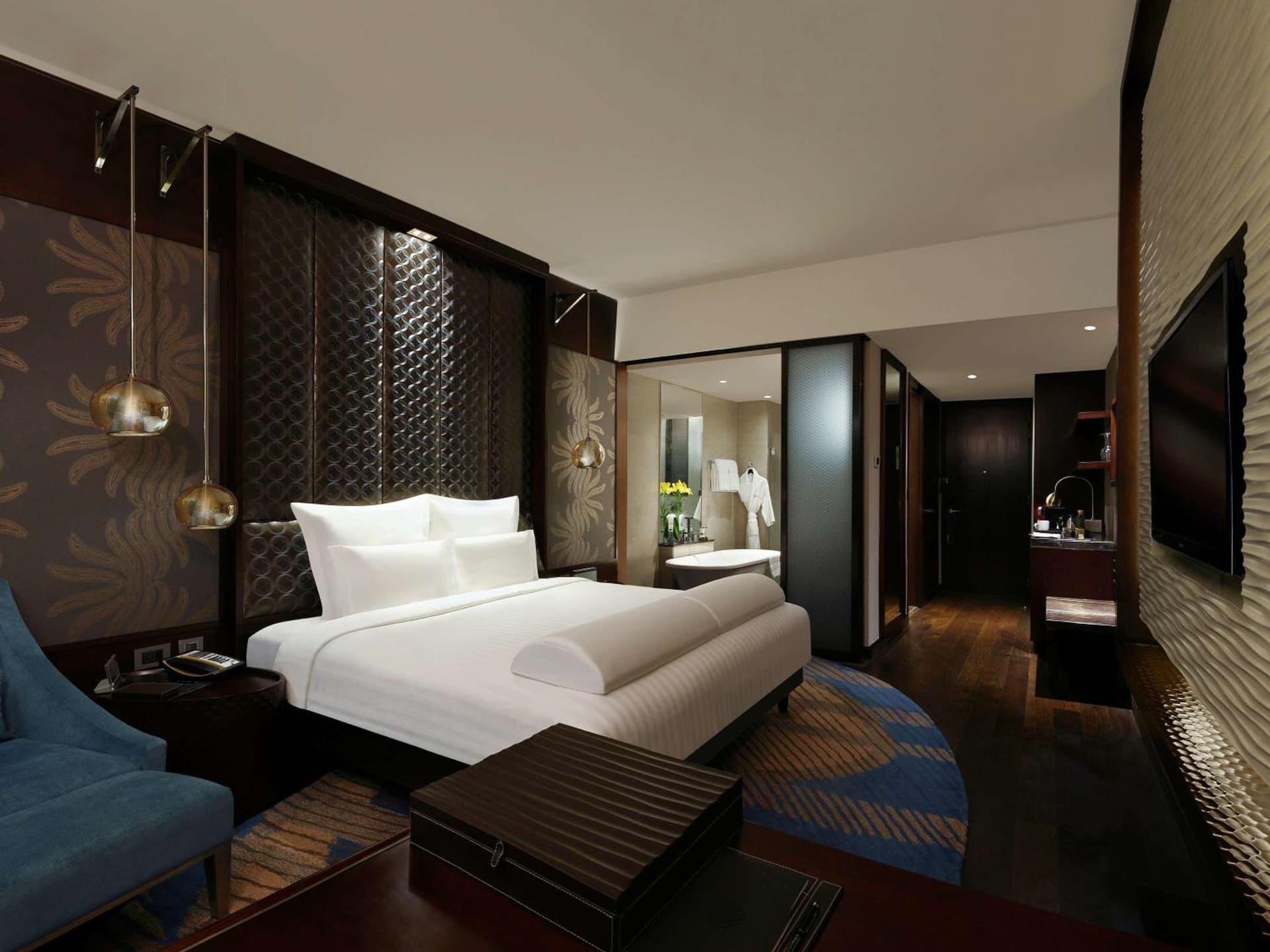 Executive Room with 1 King Bed