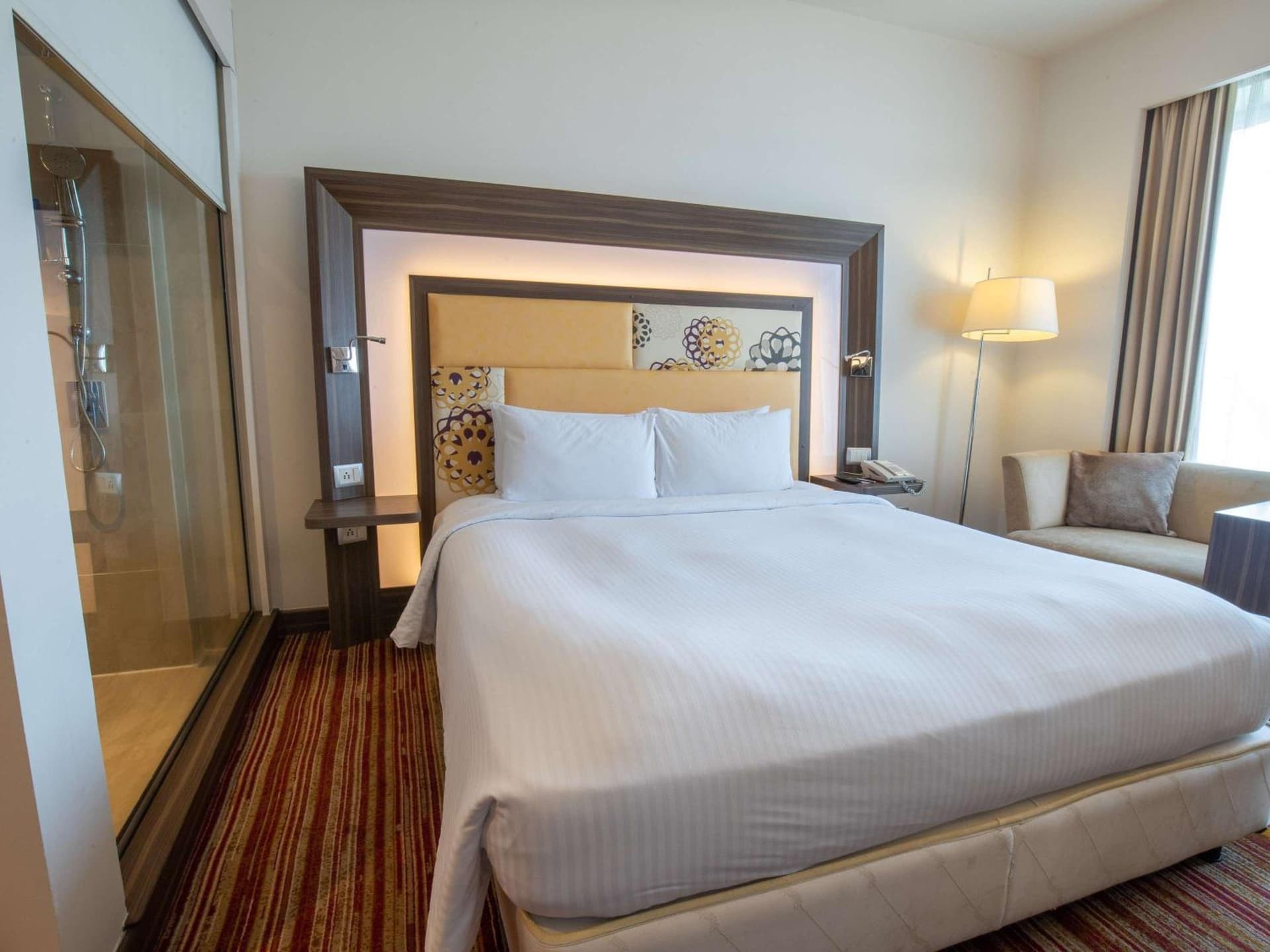 Executive King Bed