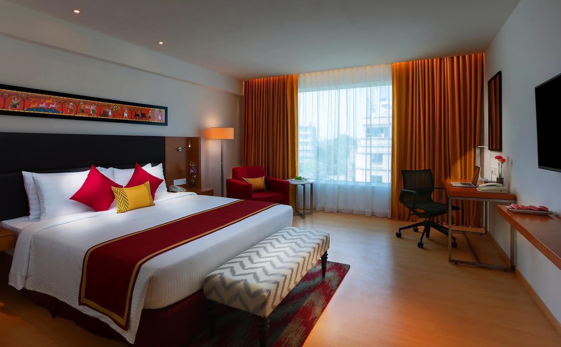 Deluxe Queen Room