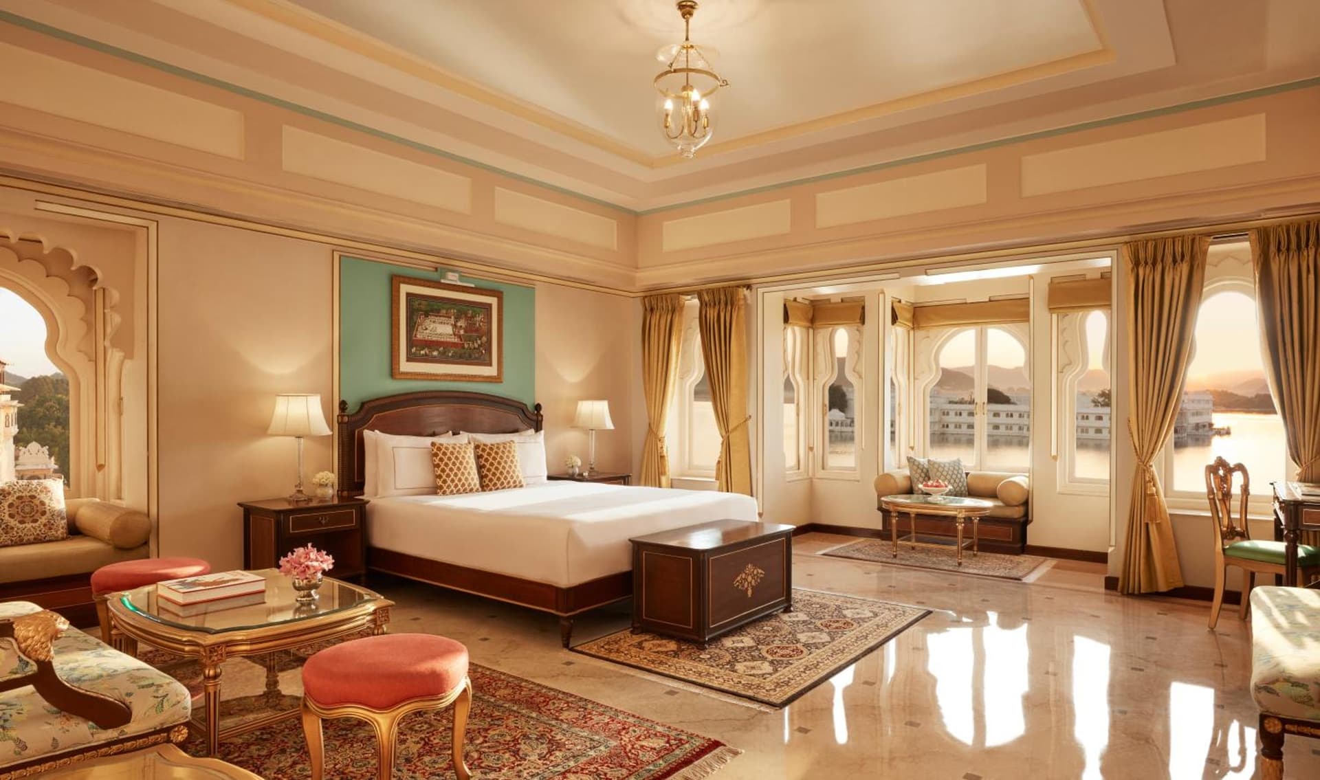 Deluxe Suite