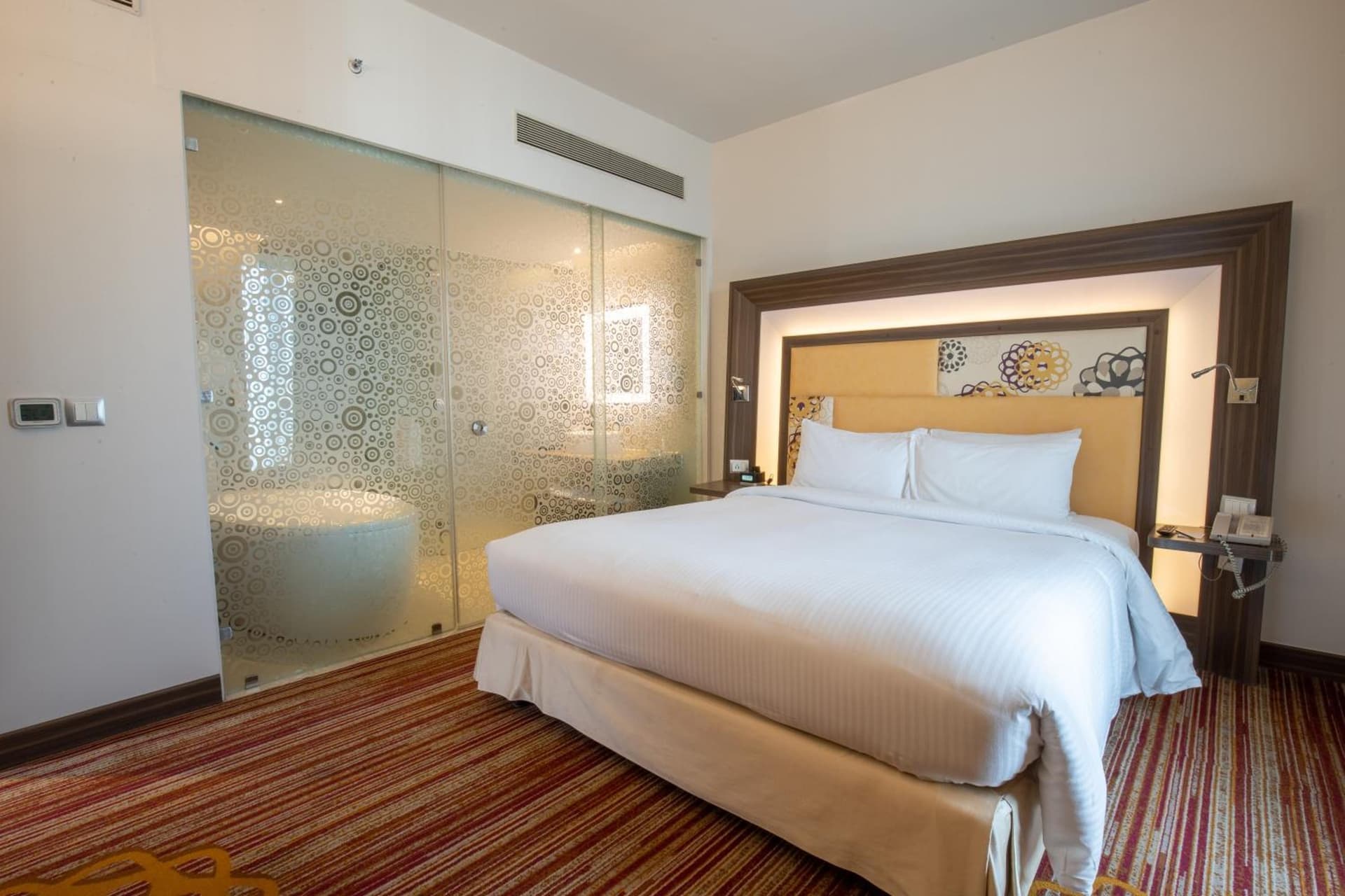 Junior Suite King Bed with