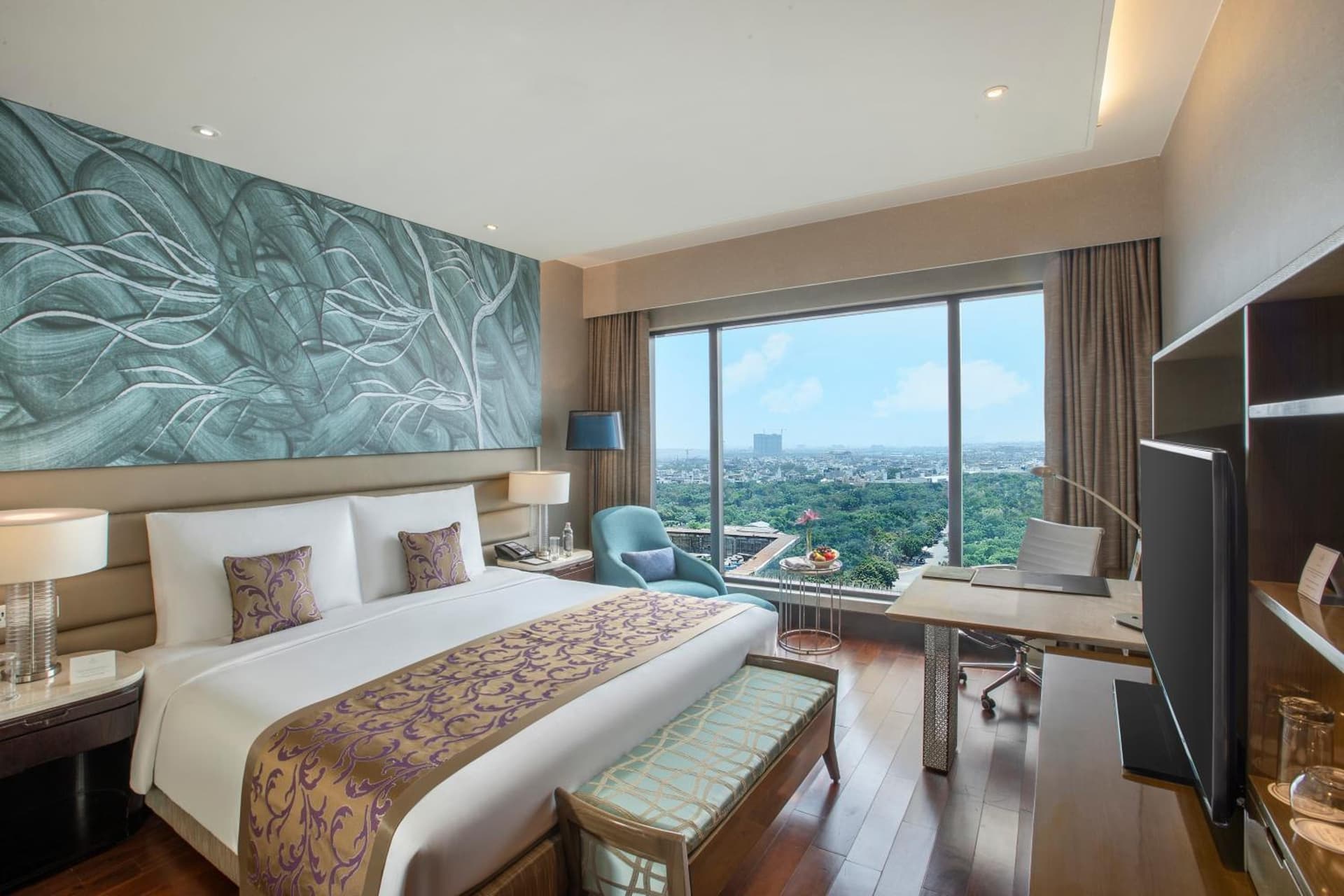 Premier Room