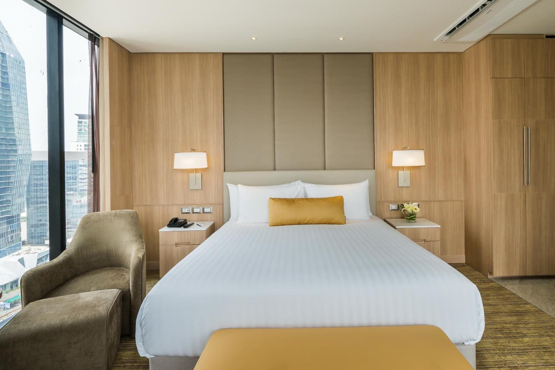 Executive King Room