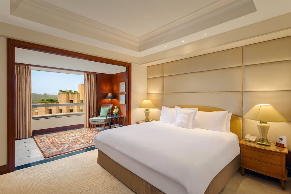 Double Pool View Room