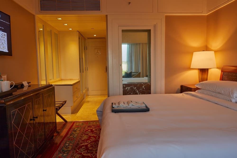 Premier Room