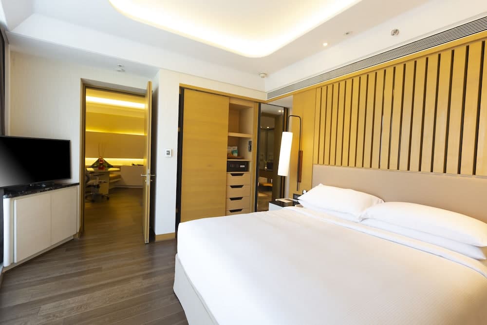 King One Bedroom Exe Suite