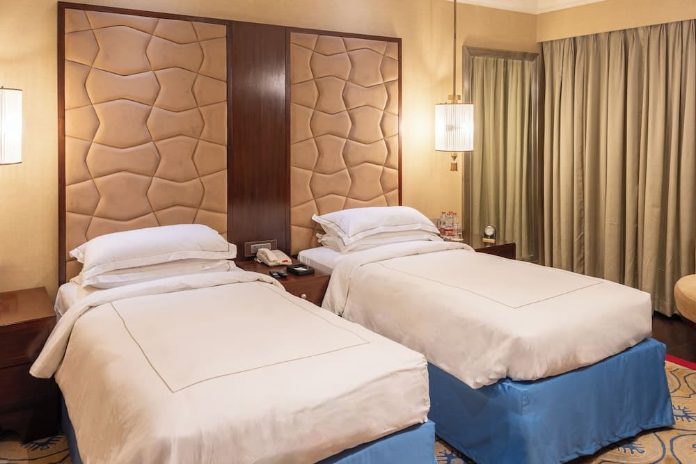 Taj Club Premium Twin Bed Room