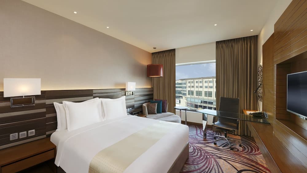 King Accessible Room