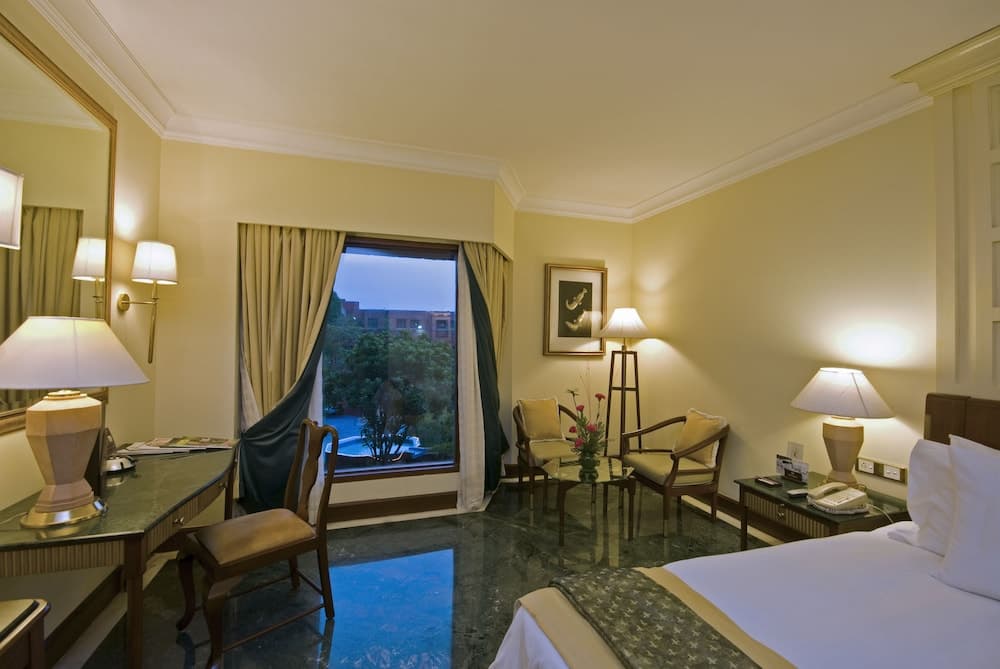 King Garden View Room