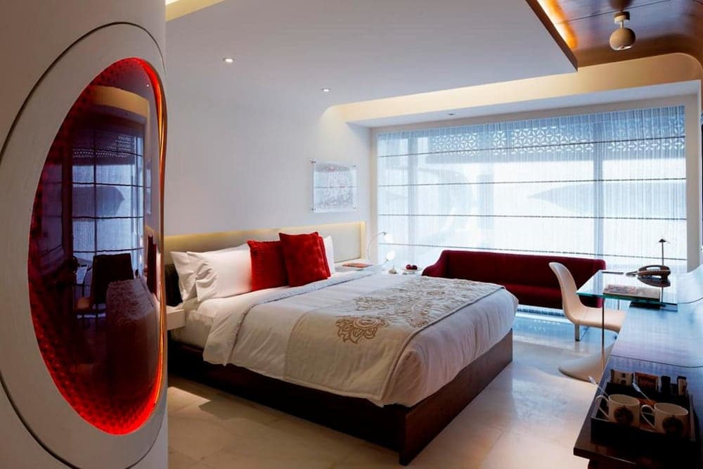 Luxury King Room