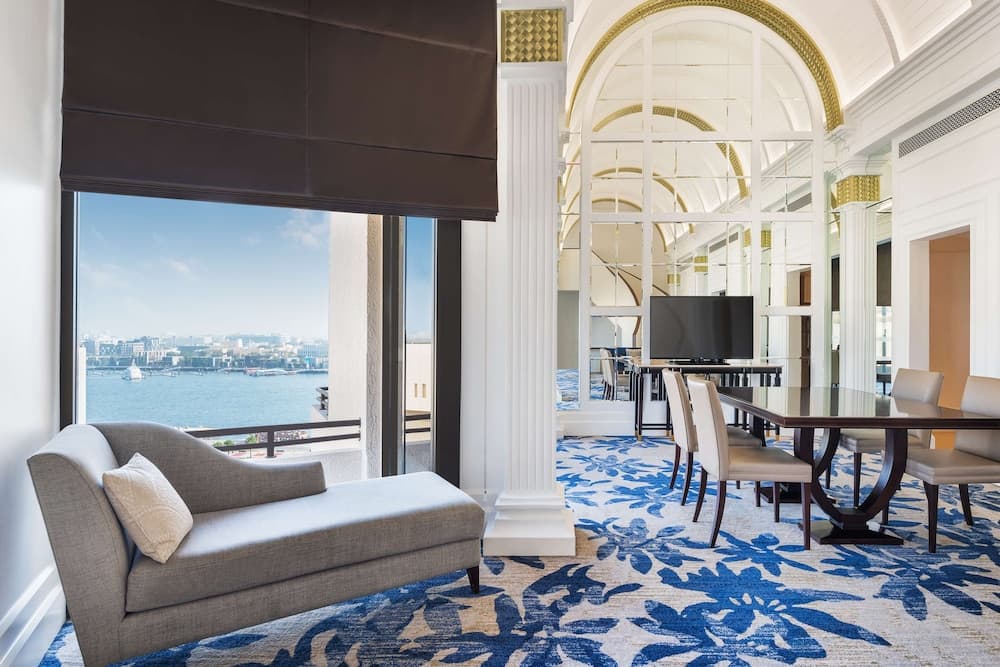 Presidential King Room