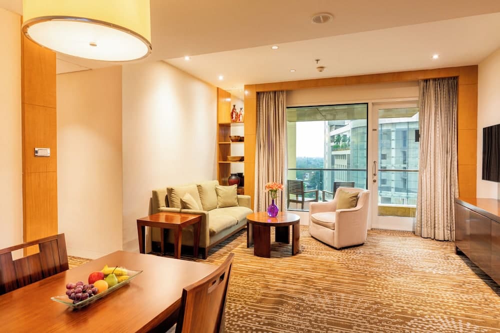 Regency Suite