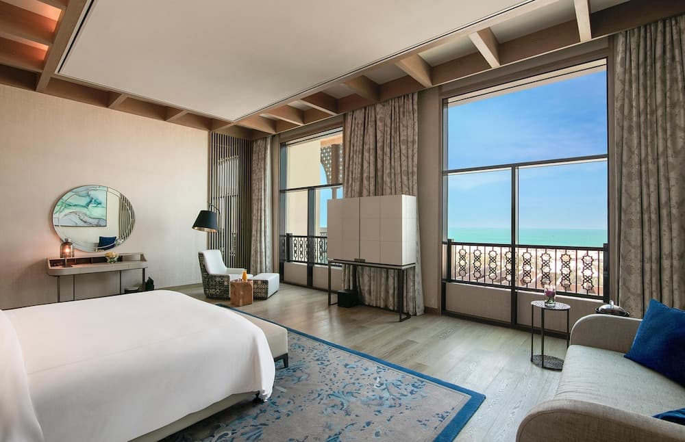 Royal King Room