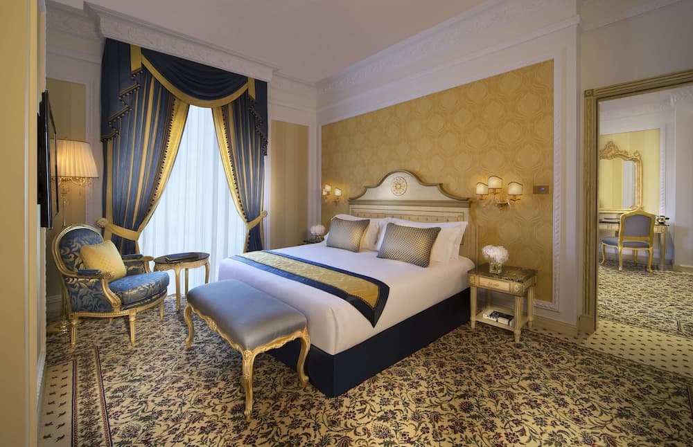 Suite King Room