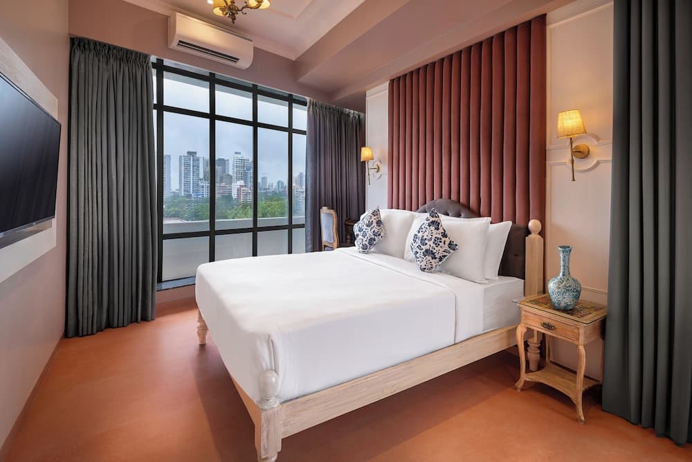 Superior Room with Airport Drop