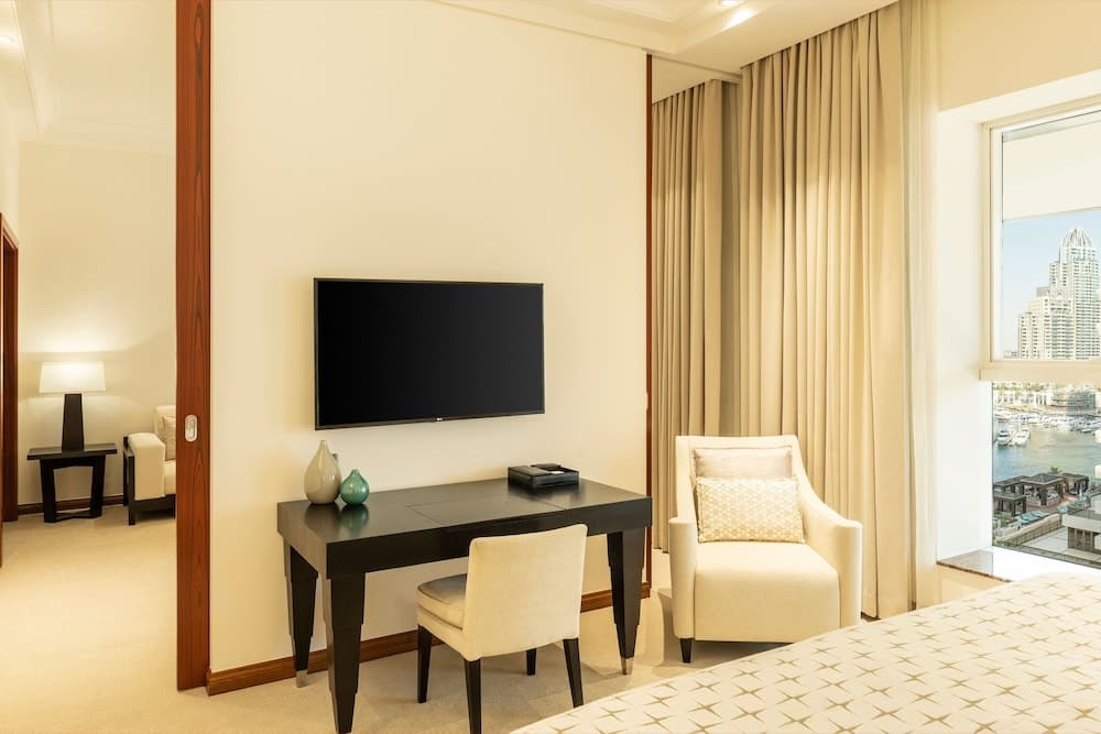 Premier Junior Suite