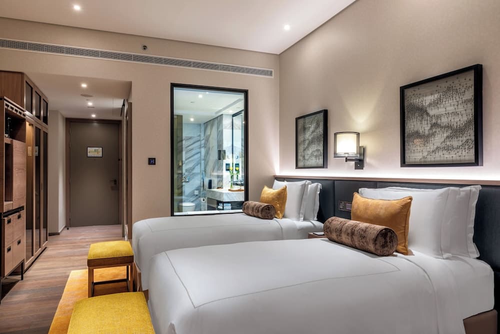 Taj Club Balcony Room Twin Bed