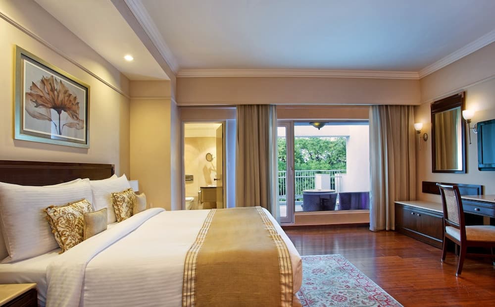 King Or Twin Balcony Room