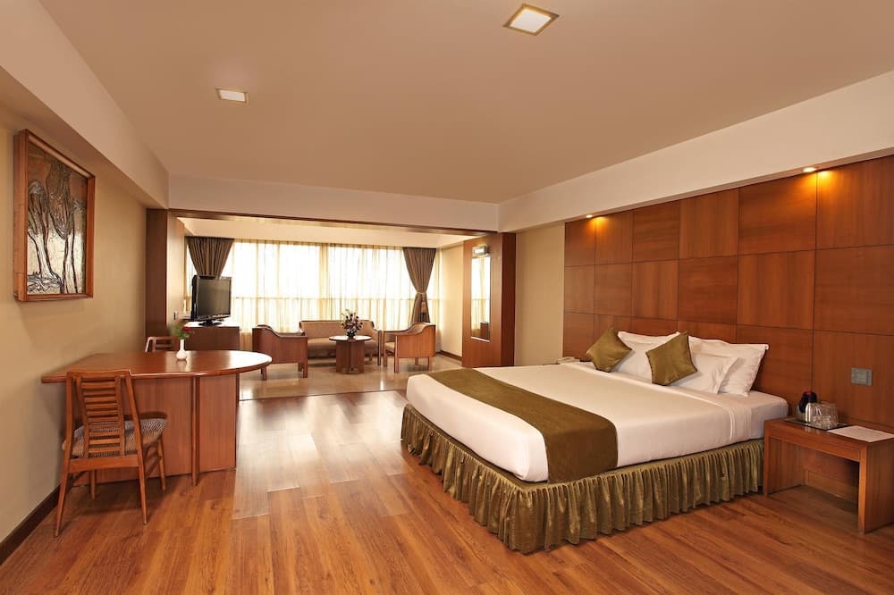 Deluxe King Room