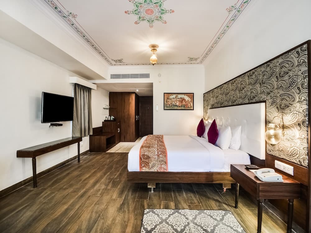 Regal Classic Room