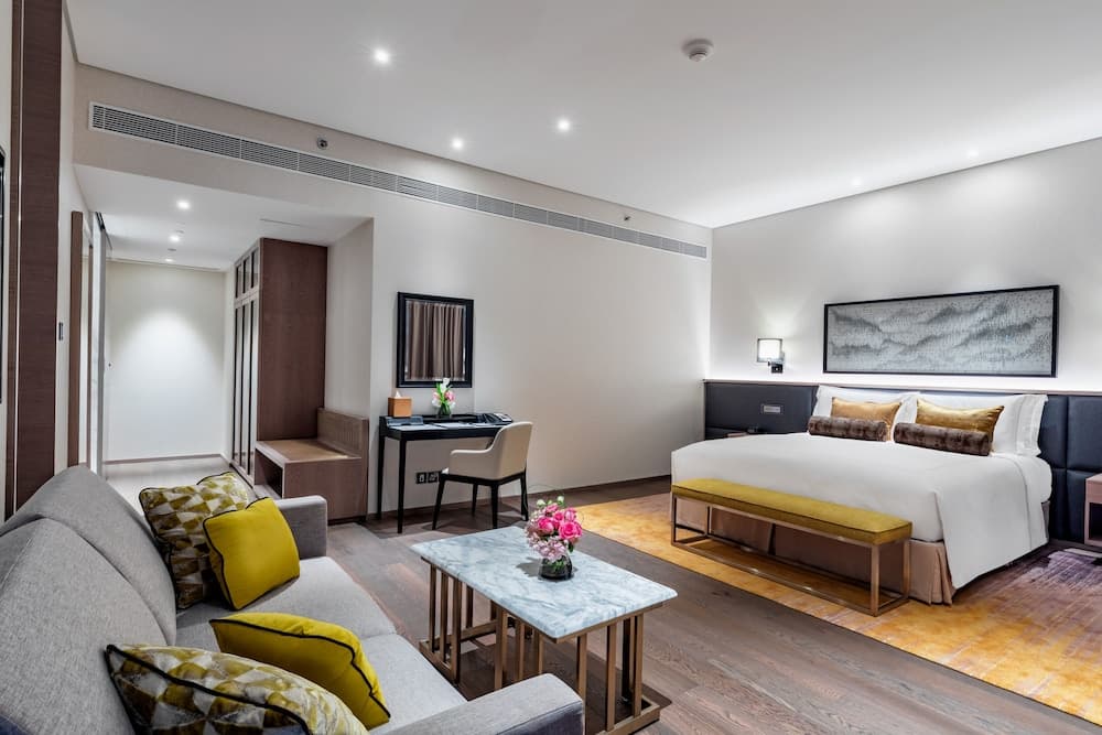 King Bed