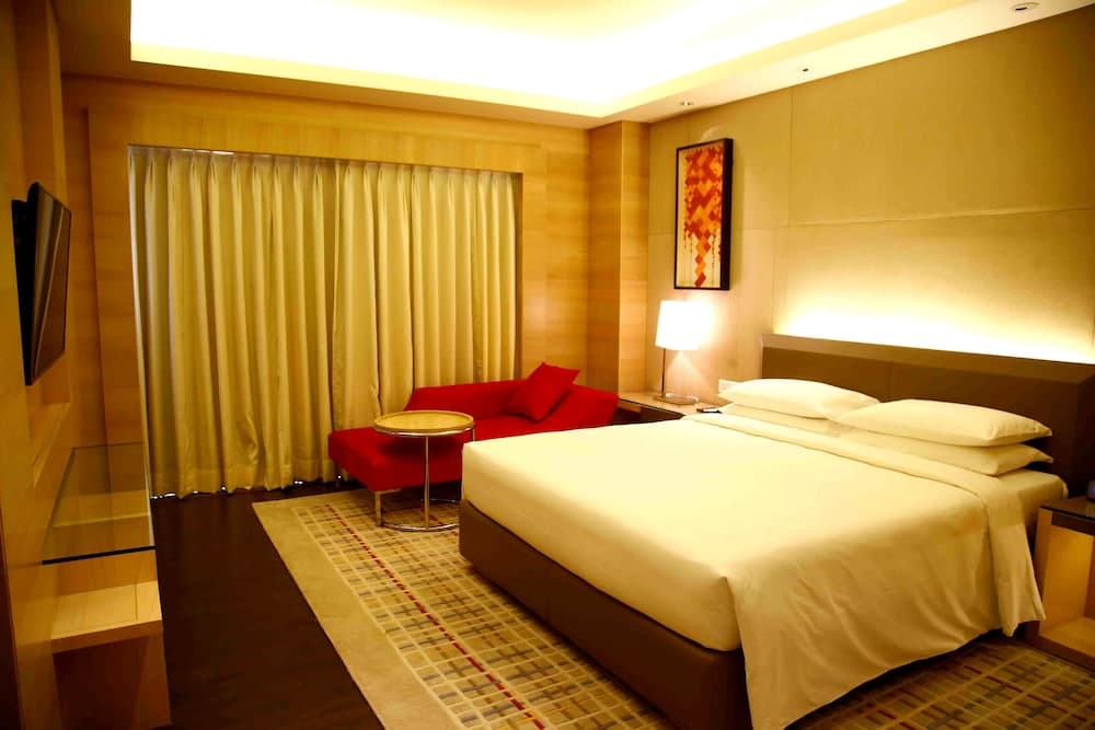 Suite King Room