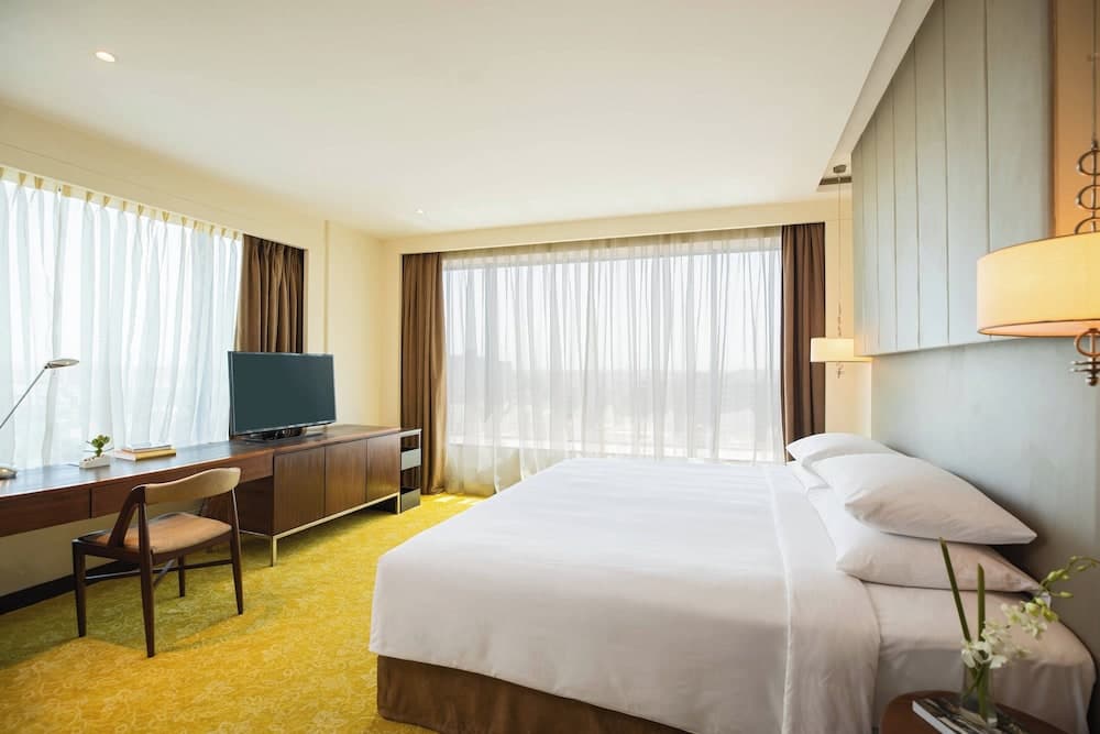 Executive Suite with 1 King Bed