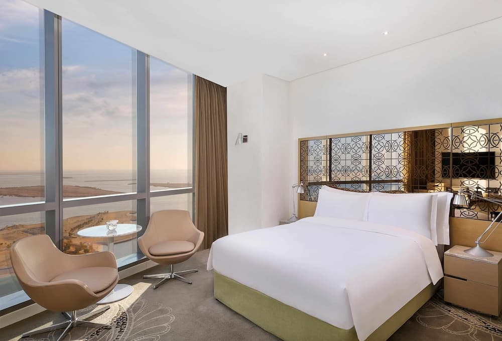 Superior Queen Room with Sea View Disability Access
