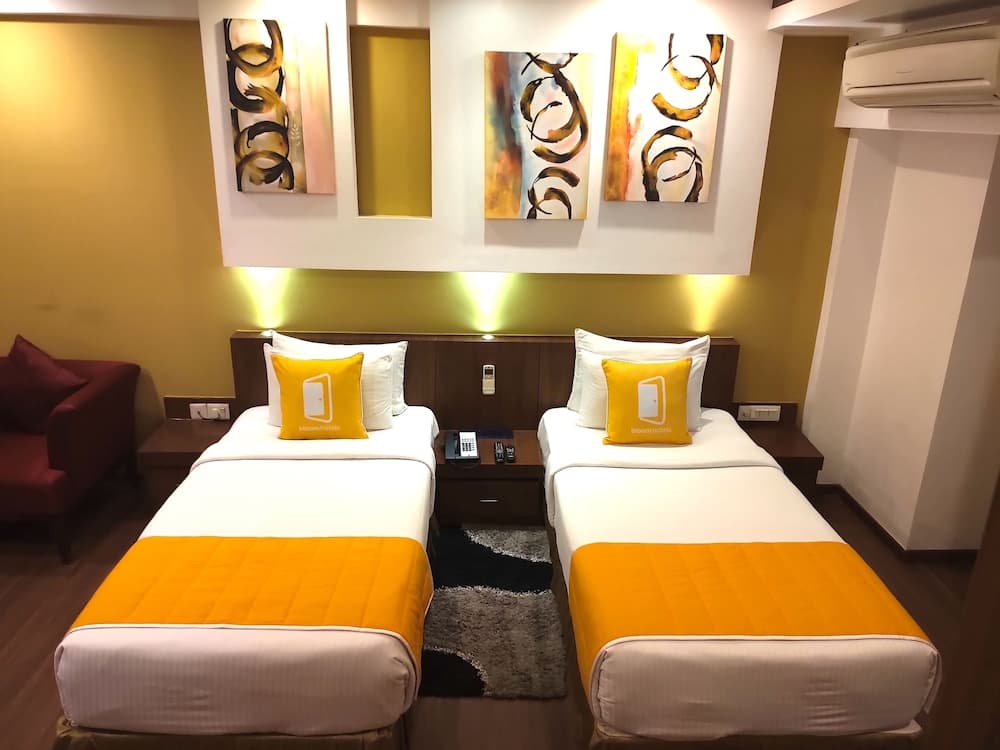 Studio Suite Twin