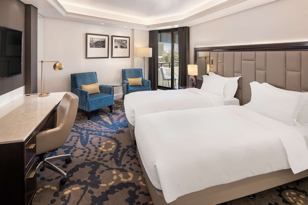 Standard Room Creek View & Balcony