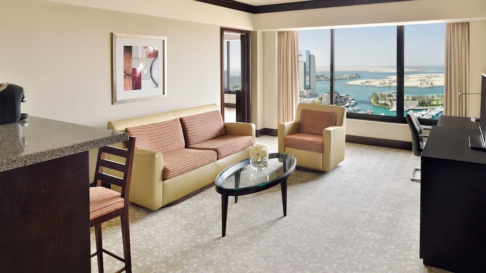 One Bedroom Suite with Sea View Smoking