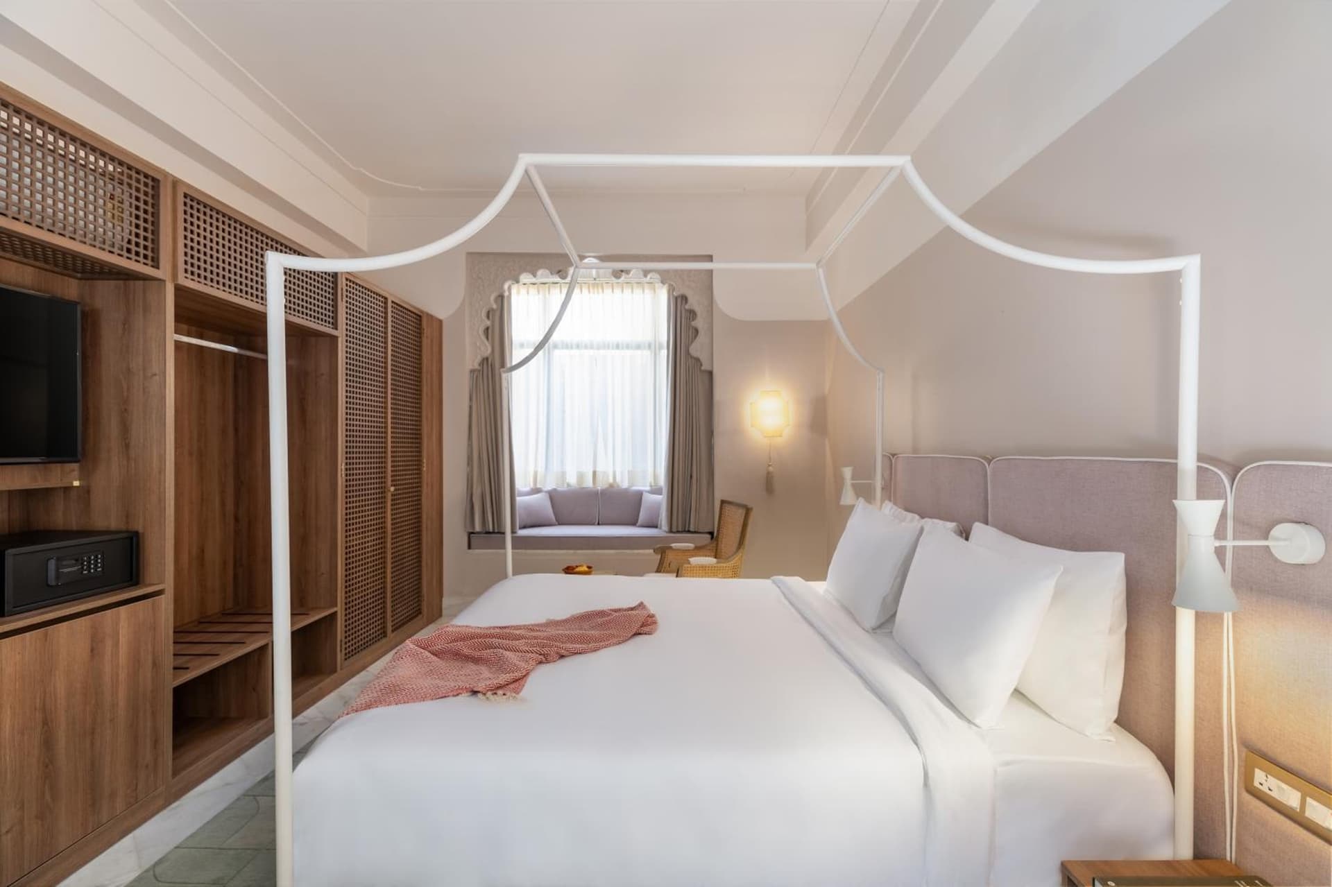 Queen Room